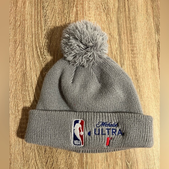 NBA x New Era x Michelob Ultra winter hat - Picture 1 of 4